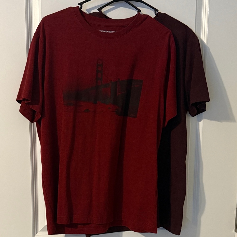 Set of 2Banana Republic Maroon Graphic Tees